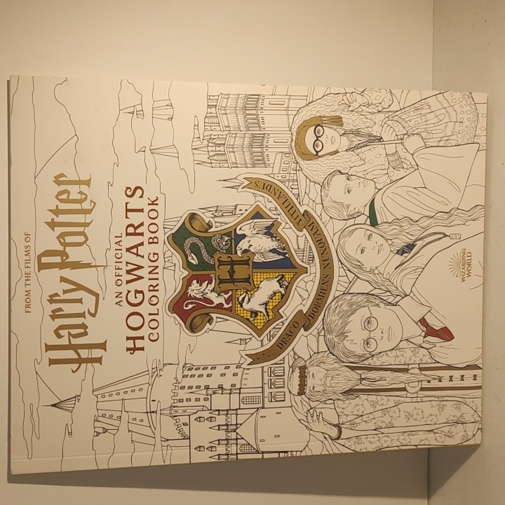Harry Potter Official Hogwarts Coloring Book